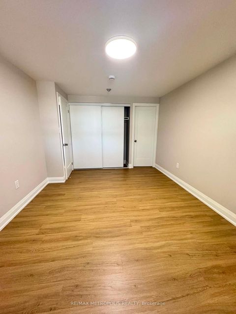 Photo 10 at 106 - 1445 Wilson Avenue, CFB, Toronto