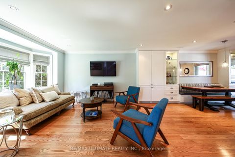 Photo 3 at 503 Sutherland Drive, Leaside, Toronto