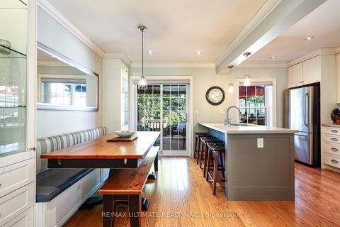 Photo 10 at 503 Sutherland Drive, Leaside, Toronto