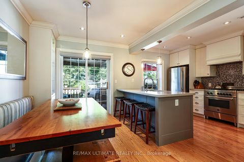 Photo 11 at 503 Sutherland Drive, Leaside, Toronto