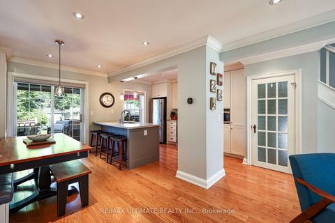 Photo 16 at 503 Sutherland Drive, Leaside, Toronto