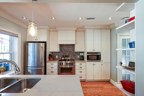 Photo 18 at 503 Sutherland Drive, Leaside, Toronto