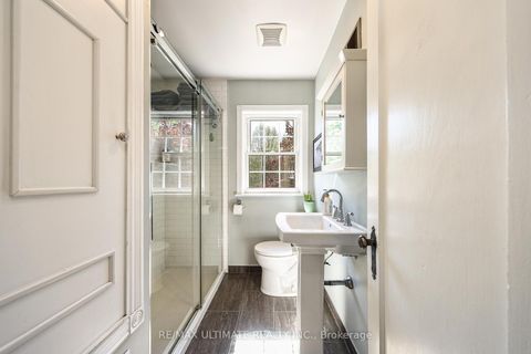 Photo 27 at 503 Sutherland Drive, Leaside, Toronto