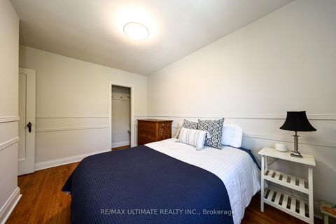 Photo 30 at 503 Sutherland Drive, Leaside, Toronto
