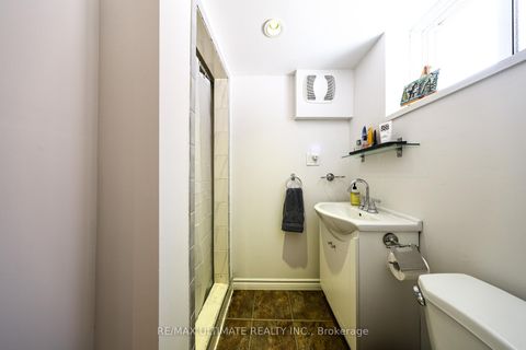 Photo 38 at 503 Sutherland Drive, Leaside, Toronto
