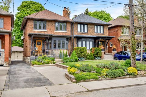 Photo 2 at 10 Valleyview Gardens, Lambton Baby Point, Toronto