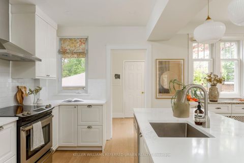Photo 22 at 10 Valleyview Gardens, Lambton Baby Point, Toronto