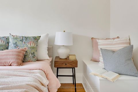 Photo 30 at 10 Valleyview Gardens, Lambton Baby Point, Toronto
