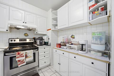 Photo 9 at 204 - 19 Four Winds Drive, York University Heights, Toronto