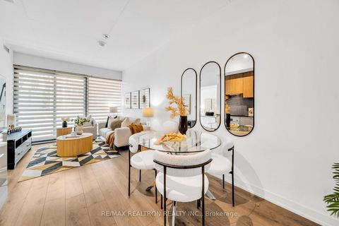 Photo 1 at 603 - 161 Roehampton Avenue, Mount Pleasant West, Toronto