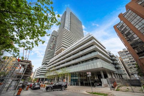 Photo 2 at 603 - 161 Roehampton Avenue, Mount Pleasant West, Toronto