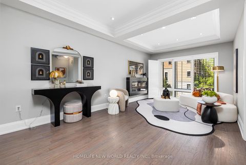Photo 7 at 57 Kenneth Wood Crescent, Newtonbrook East, Toronto