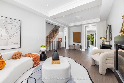 Photo 8 at 57 Kenneth Wood Crescent, Newtonbrook East, Toronto