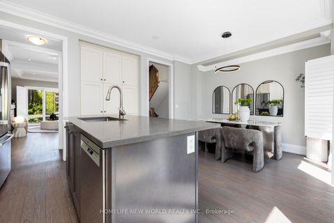 Photo 10 at 57 Kenneth Wood Crescent, Newtonbrook East, Toronto