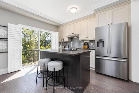 Photo 13 at 57 Kenneth Wood Crescent, Newtonbrook East, Toronto