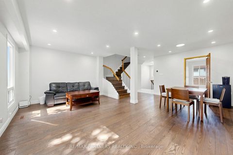 Photo 5 at 134 - 201 Alexmuir Boulevard, Agincourt North, Toronto