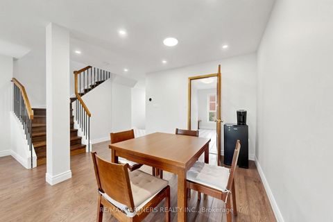 Photo 8 at 134 - 201 Alexmuir Boulevard, Agincourt North, Toronto