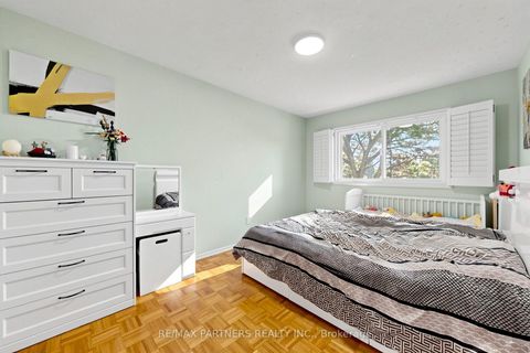 Photo 16 at 134 - 201 Alexmuir Boulevard, Agincourt North, Toronto