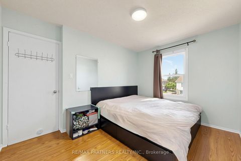 Photo 19 at 134 - 201 Alexmuir Boulevard, Agincourt North, Toronto