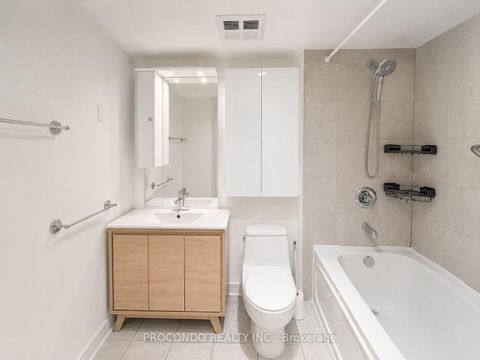 Photo 17 at 509 - 18 Harrison Garden Boulevard, Willowdale East, Toronto