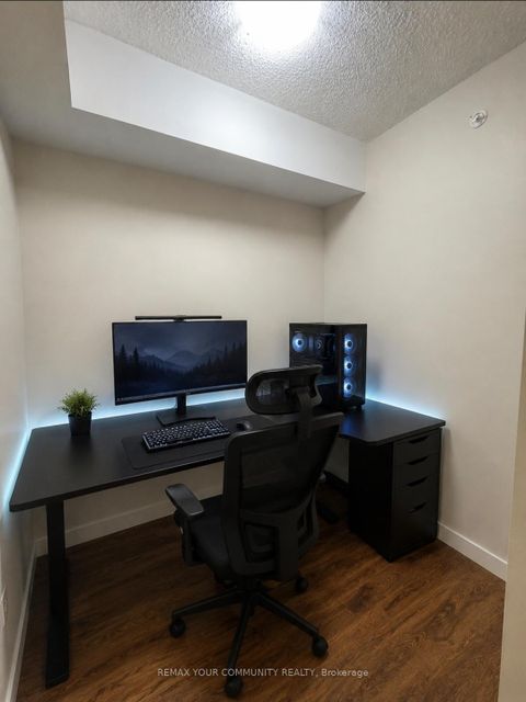 Photo 7 at 518 SW - 9191 Yonge Street, Langstaff, Richmond Hill