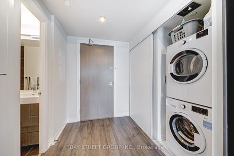 Photo 3 at 3809 - 251 Jarvis Street, Moss Park, Toronto