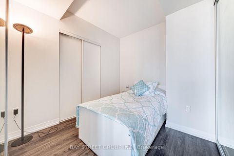 Photo 7 at 3809 - 251 Jarvis Street, Moss Park, Toronto