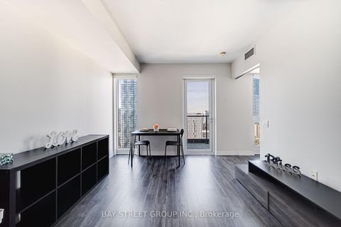Photo 9 at 3809 - 251 Jarvis Street, Moss Park, Toronto