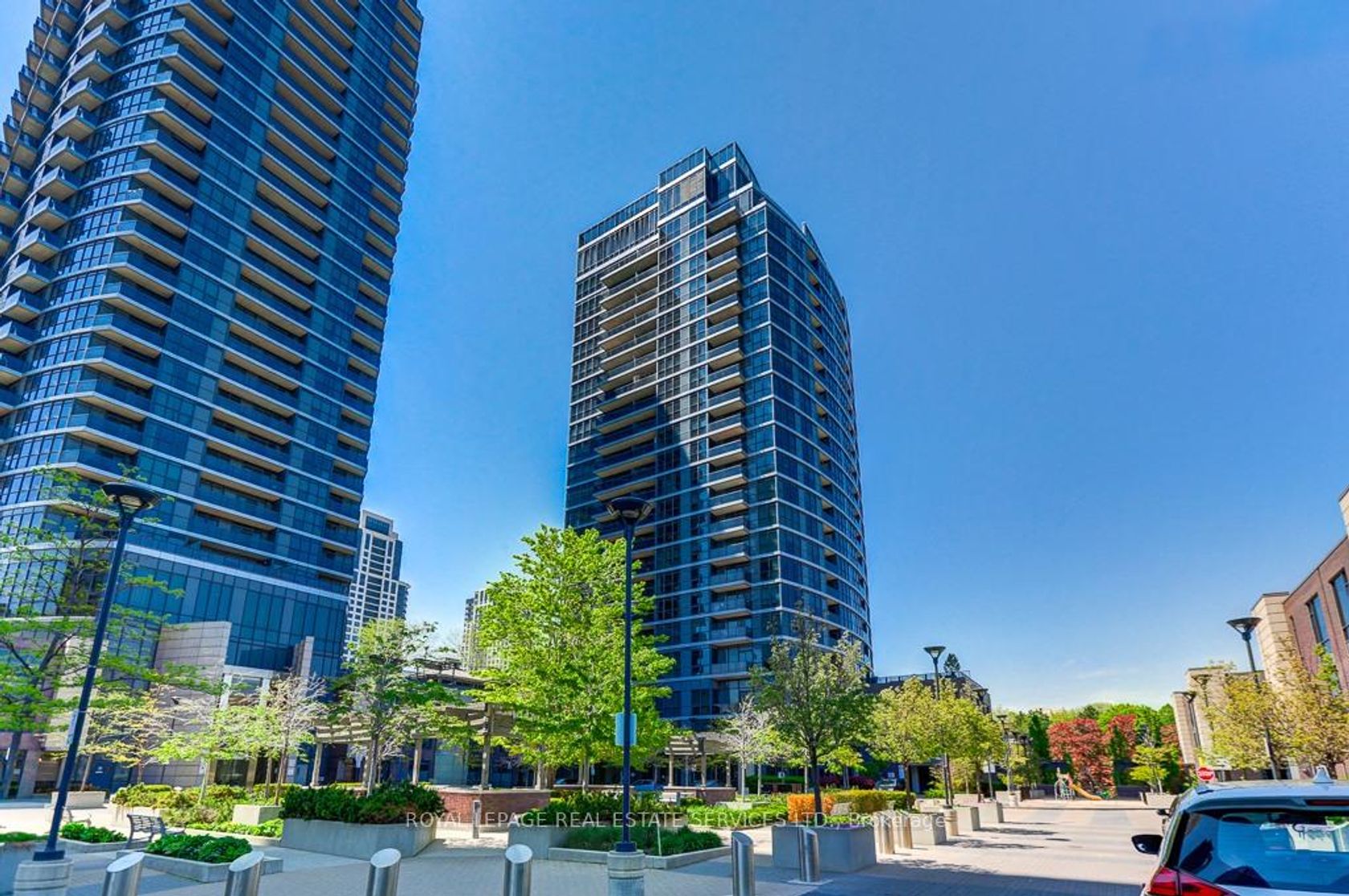 201 - 1 Valhalla Inn Road, City Centre West, Toronto 