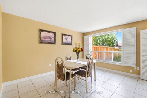 Photo 11 at 10 Ashcroft Court, East Woodbridge, Vaughan