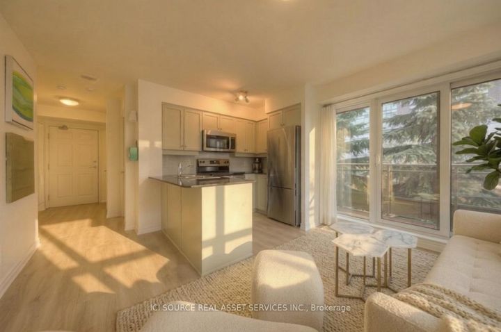 Photo 3 at 203 - 19 Barberry Place, Bayview Village, Toronto