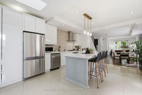 Photo 8 at 268 Hiawatha Road, Coxwell, Toronto