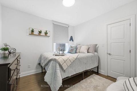 Photo 14 at 268 Hiawatha Road, Coxwell, Toronto