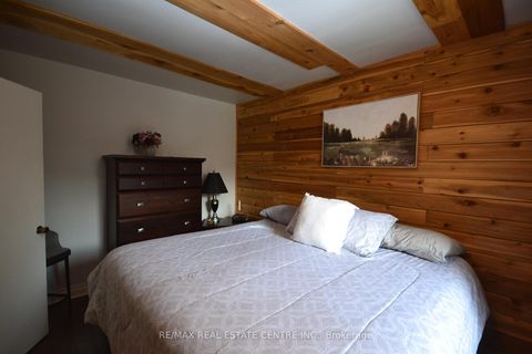 Photo 20 at 75 Cynthia Road, Smythe, Toronto