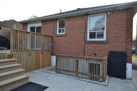 Photo 34 at 75 Cynthia Road, Smythe, Toronto