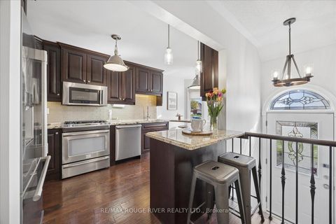 Photo 2 at 8 Rosemarie Crescent, Brooklin, Whitby