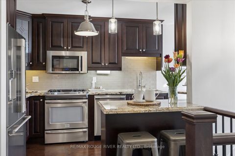 Photo 4 at 8 Rosemarie Crescent, Brooklin, Whitby