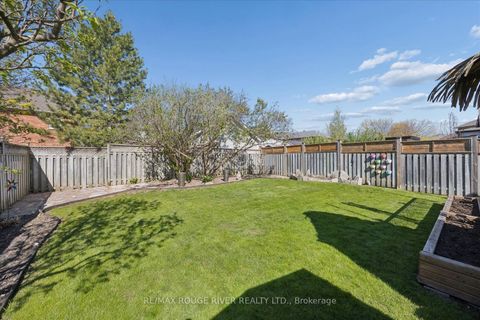 Photo 36 at 8 Rosemarie Crescent, Brooklin, Whitby
