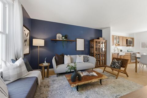 Photo 1 at 833 Sammon Avenue, East York, Toronto