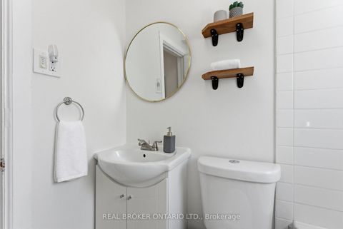 Photo 15 at 833 Sammon Avenue, East York, Toronto