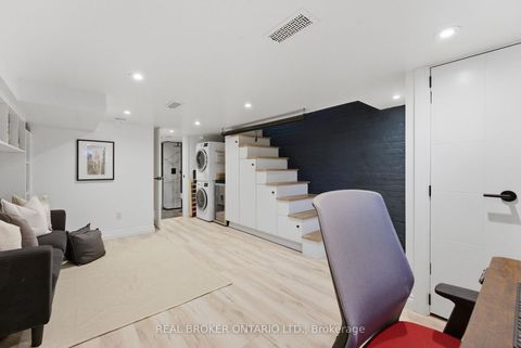 Photo 20 at 833 Sammon Avenue, East York, Toronto