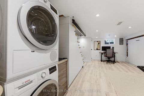 Photo 22 at 833 Sammon Avenue, East York, Toronto