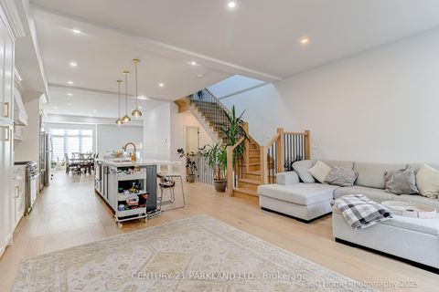 Photo 9 at 30 Glen Echo Avenue, Lawrence Park North, Toronto