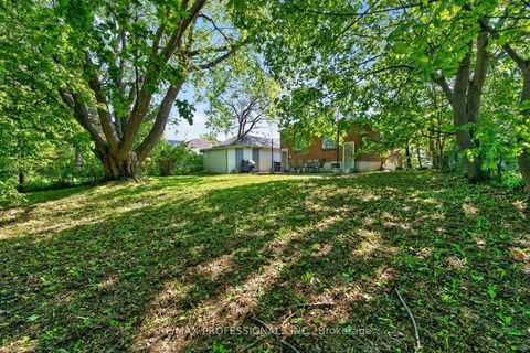 Photo 20 at 62 Marchington Circle, Maryvale, Toronto