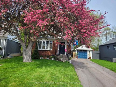 Photo 22 at 62 Marchington Circle, Maryvale, Toronto