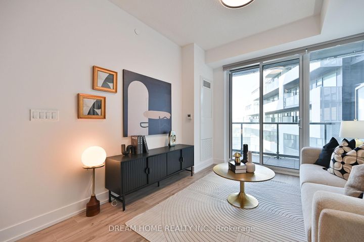 Photo 10 at 802 - 25 Adra Grado Way, Bayview Village, Toronto