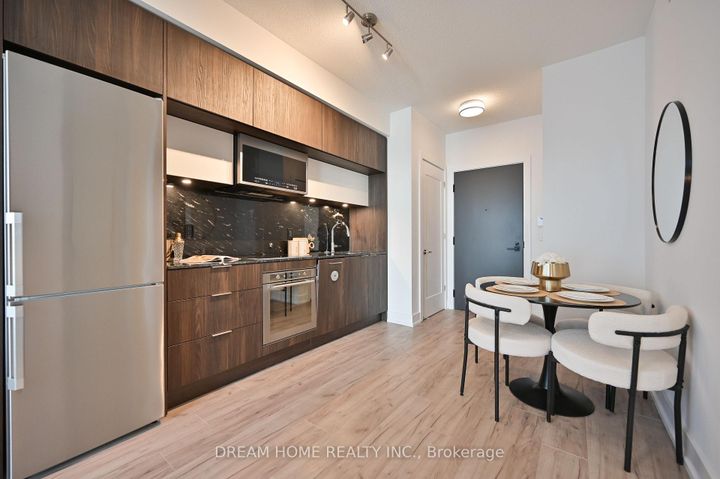 Photo 16 at 802 - 25 Adra Grado Way, Bayview Village, Toronto