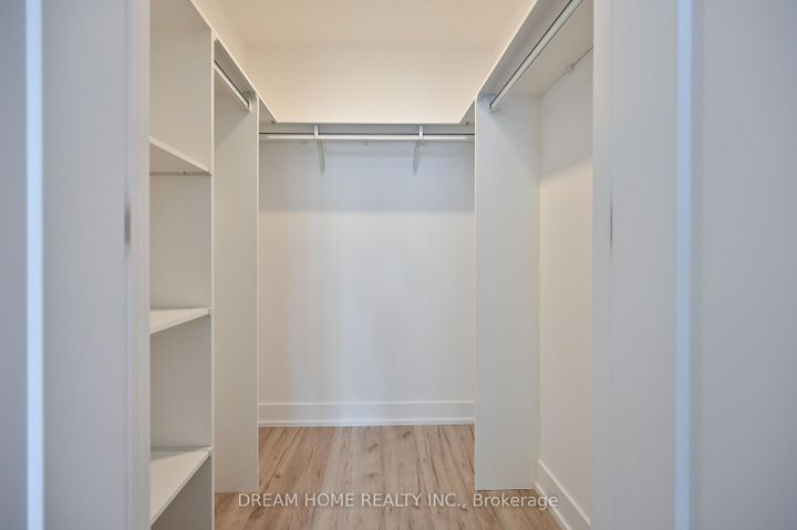 Photo 20 at 802 - 25 Adra Grado Way, Bayview Village, Toronto