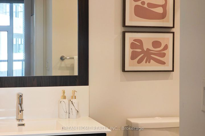 Photo 23 at 802 - 25 Adra Grado Way, Bayview Village, Toronto