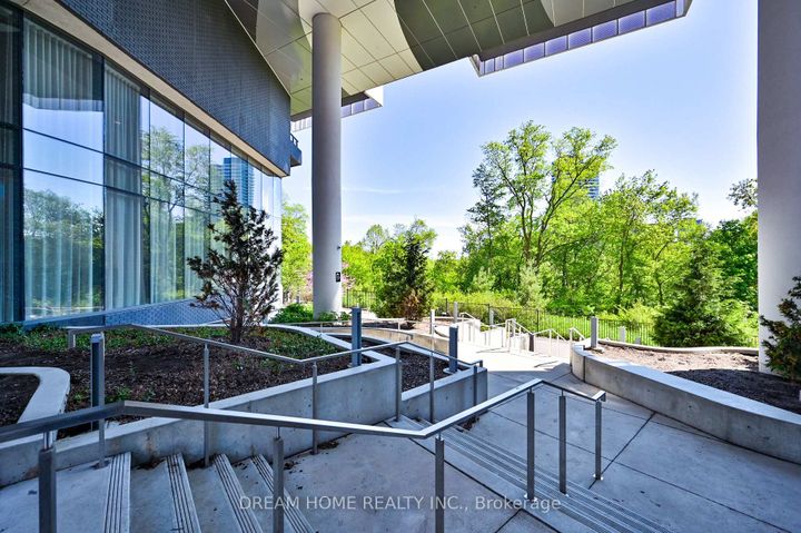 Photo 44 at 802 - 25 Adra Grado Way, Bayview Village, Toronto
